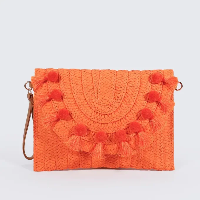 Sac pochette en rotin